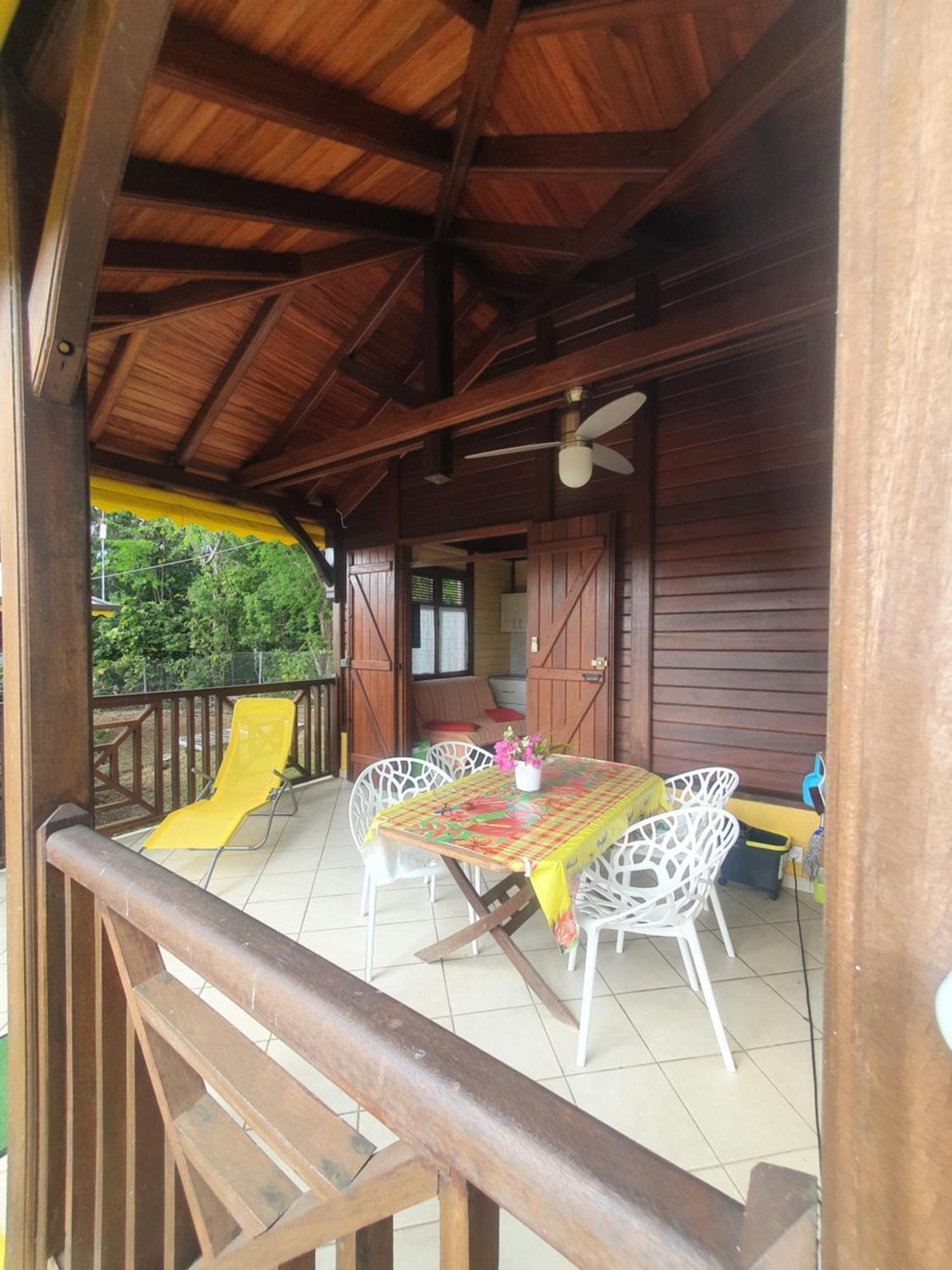 Cottage La Pointe Marine Deshaies Exterior foto